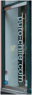 Puro Chile Glass Door